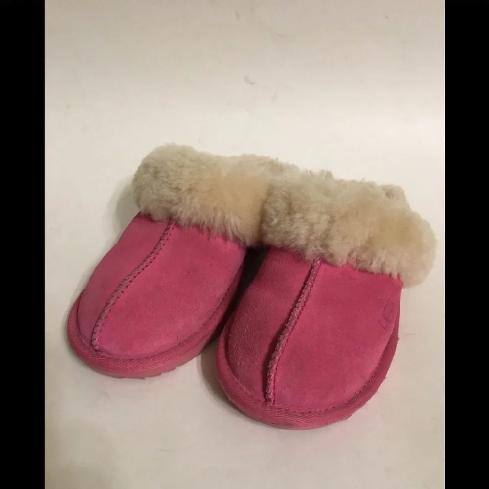 UGG Girls Cozy II Pink Slippers